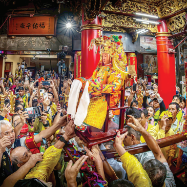 普门【大自然光影视界】台湾宗教盛典：人神同行，步步生光